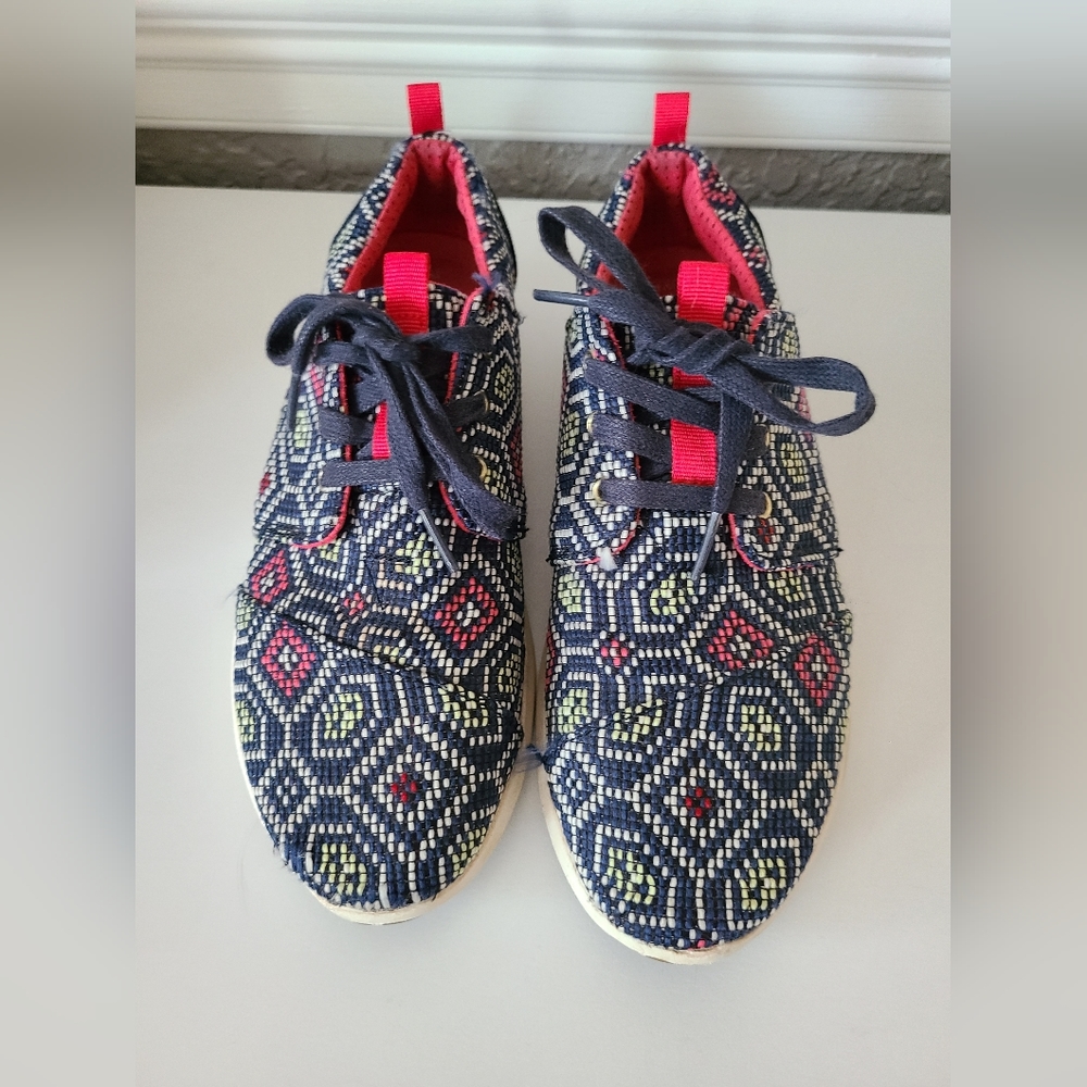 TOMS Women's Del Rey Woven Geometric Tribal Lace-up Sneakers Size 9